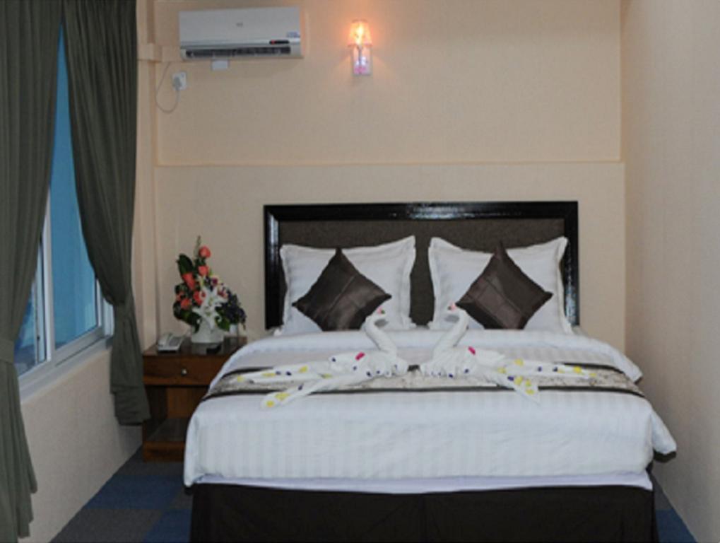 Hotel Bo Bo Min Yangon Extérieur photo