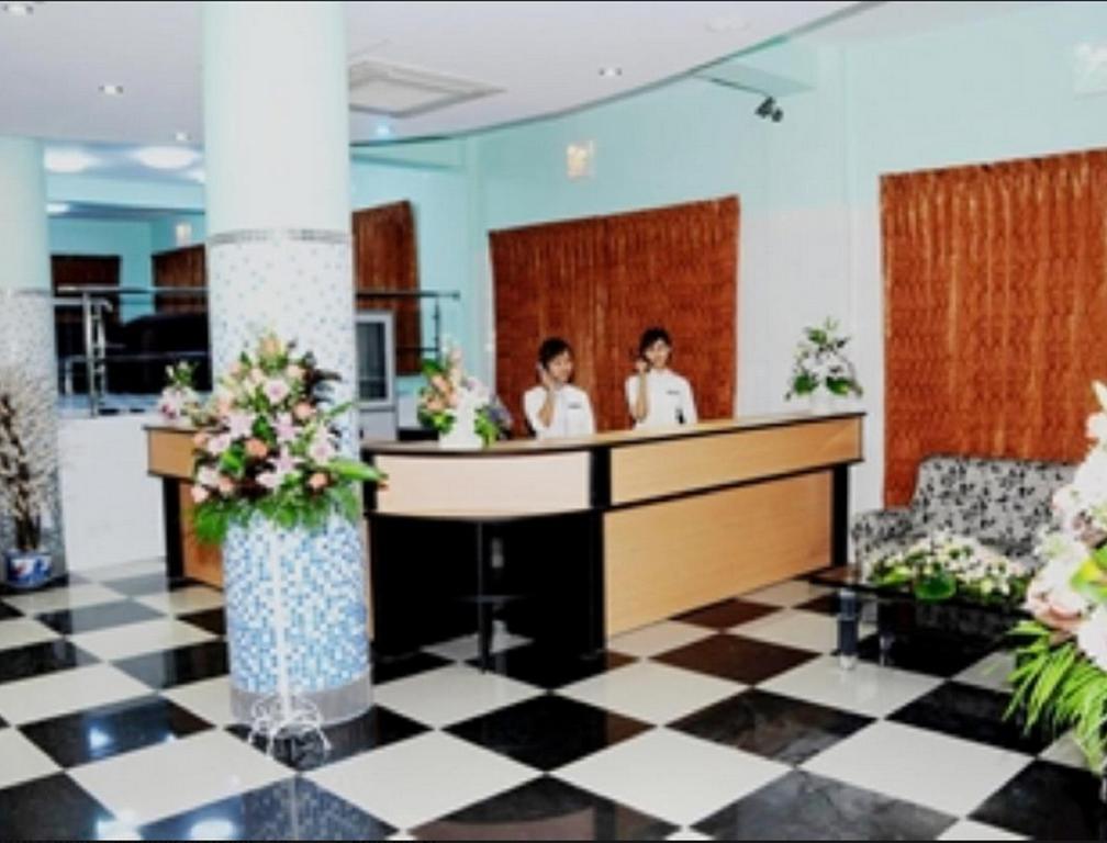 Hotel Bo Bo Min Yangon Extérieur photo